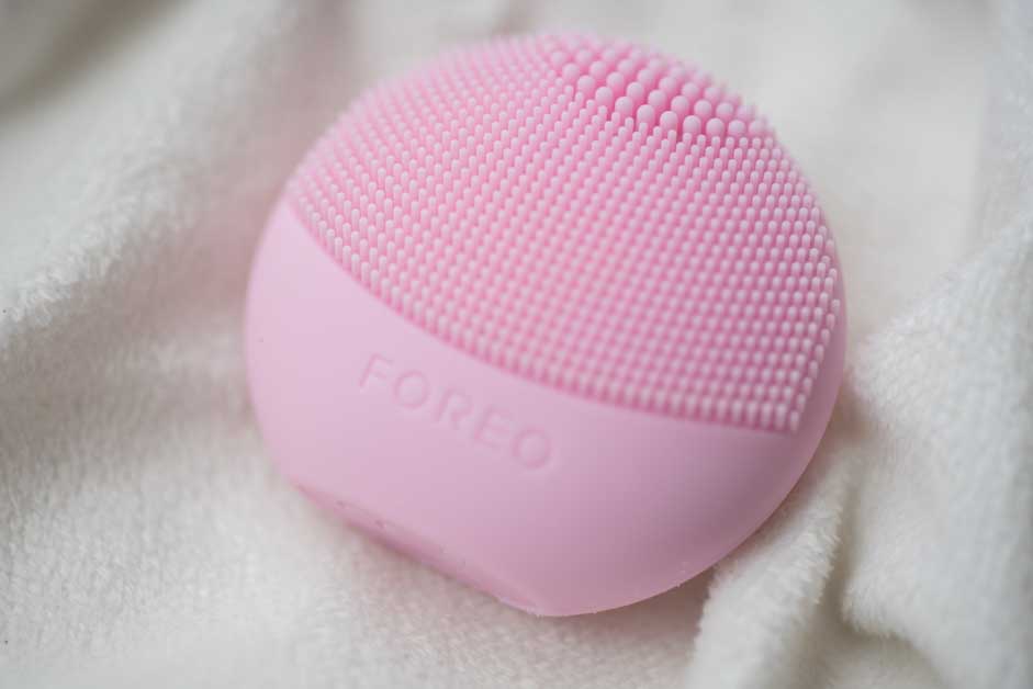 Foreo Luna Play Lipgloss Aftershave