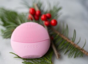Foreo Luna Play Lipgloss Aftershave Facial Cleansing Tool