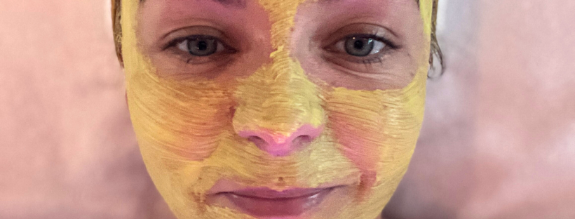 Golden Hour Brightening Mask